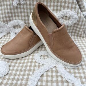 Women's VIONIC Kearny Platform Leather Slip on Sneaker